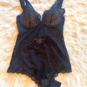 Brand new never worn black Intimissimi lace lingerie bodysuit!
